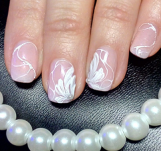 Easy Pearly Flower Nail Art Design